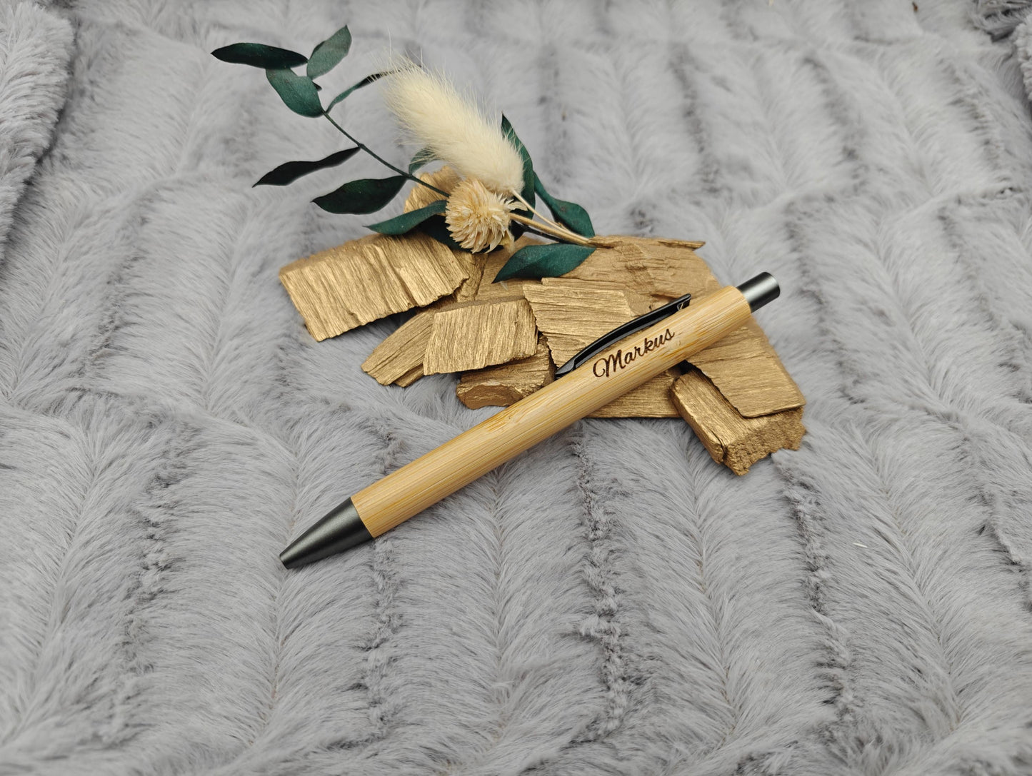 Kugelschreiber personalisiert aus Bambus mit Gravur gunmetal Kuli Stift Holz Gastgeschenk Geschenk Gift