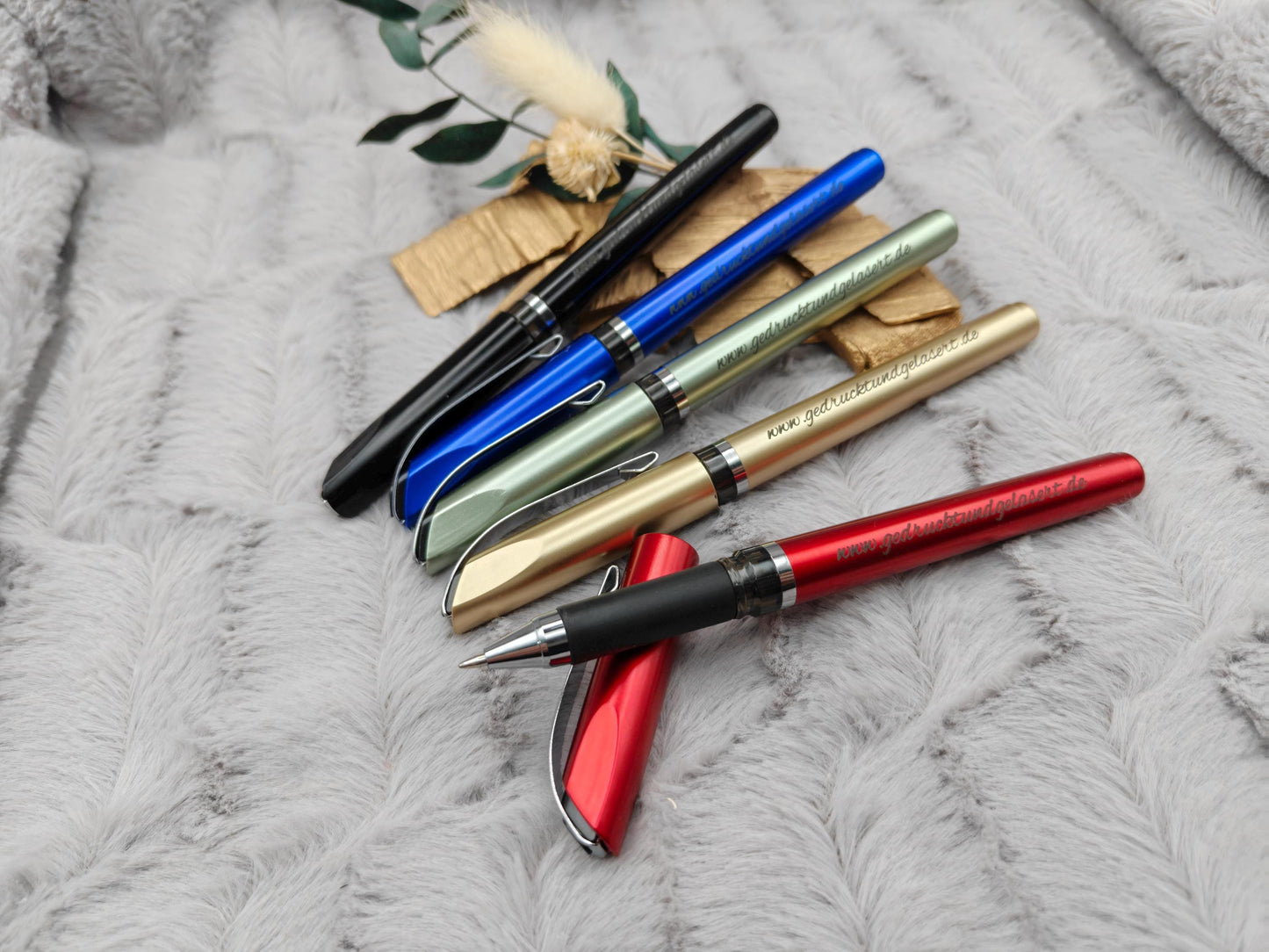 Gelstift personalisiert mit Gravur Kugelschreiber 5 verschiedene Farben Kuli Stift Holz Gastgeschenk Geschenk