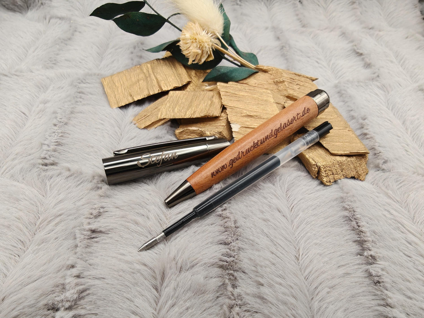 Edler Kugelschreiber Gelstift personalisiert mit Gravur braun Kuli Stift Holz Gastgeschenk Geschenk Gift