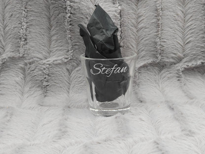 Schnapsglas Mini personalisiert Latte Macchiato Design Glas JGA Hochzeit Party Gag 50ml mit individueller Gravur