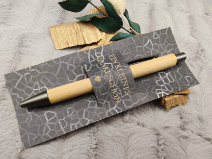 Kugelschreiber personalisiert Kleines Dankeschön 8 Muster Geschenk Bambus individueller Gravur