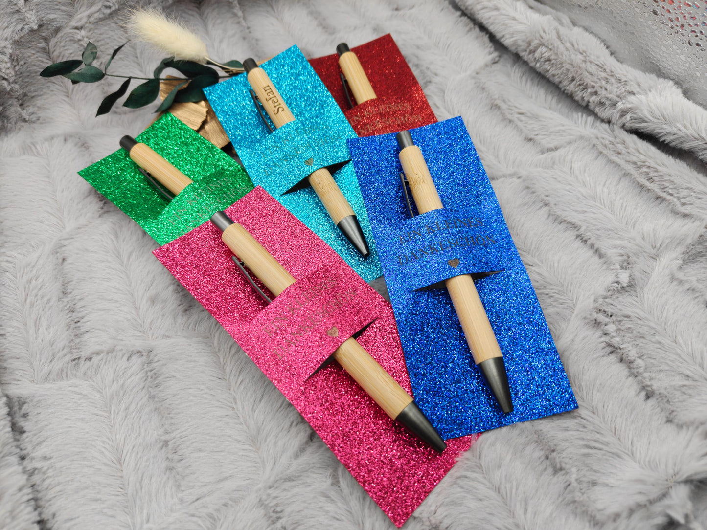 Kugelschreiber personalisiert Kleines Dankeschön 5 Glitzerfarben Glamour Geschenk Bambus individueller Gravur