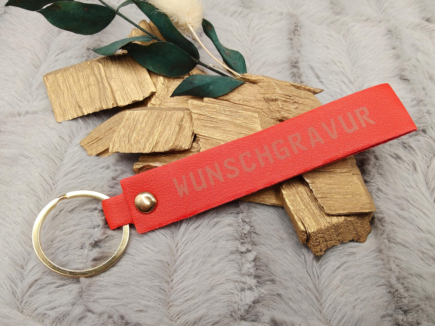 Personalisierter Schlüsselanhänger Kunstleder mit Name | Individueller Anhänger | Gastgeschenk Hochzeit&Geburtstag | Schlüsselband 15 Farben