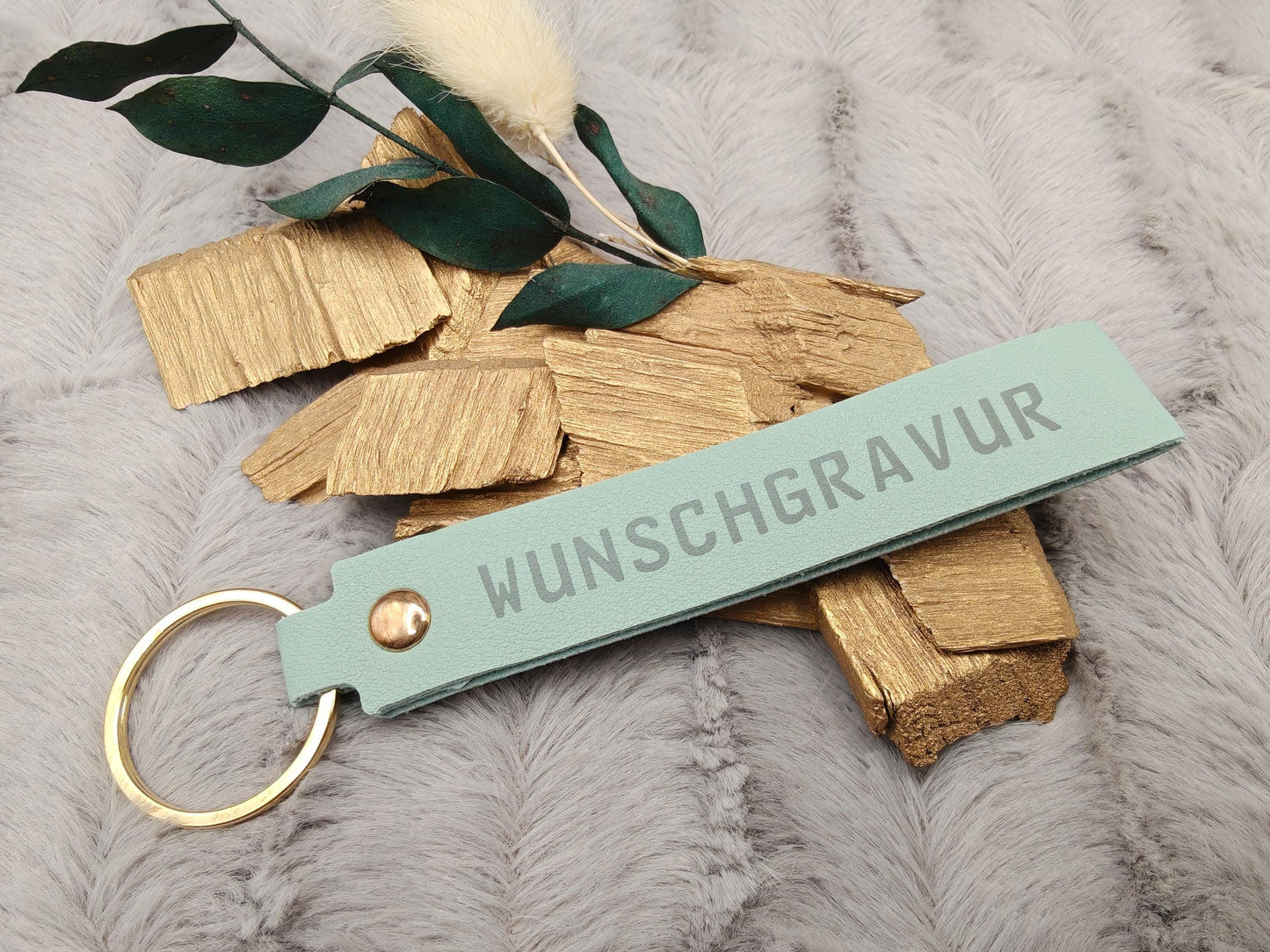 Personalisierter Schlüsselanhänger Kunstleder mit Name | Individueller Anhänger | Gastgeschenk Hochzeit&Geburtstag | Schlüsselband 15 Farben