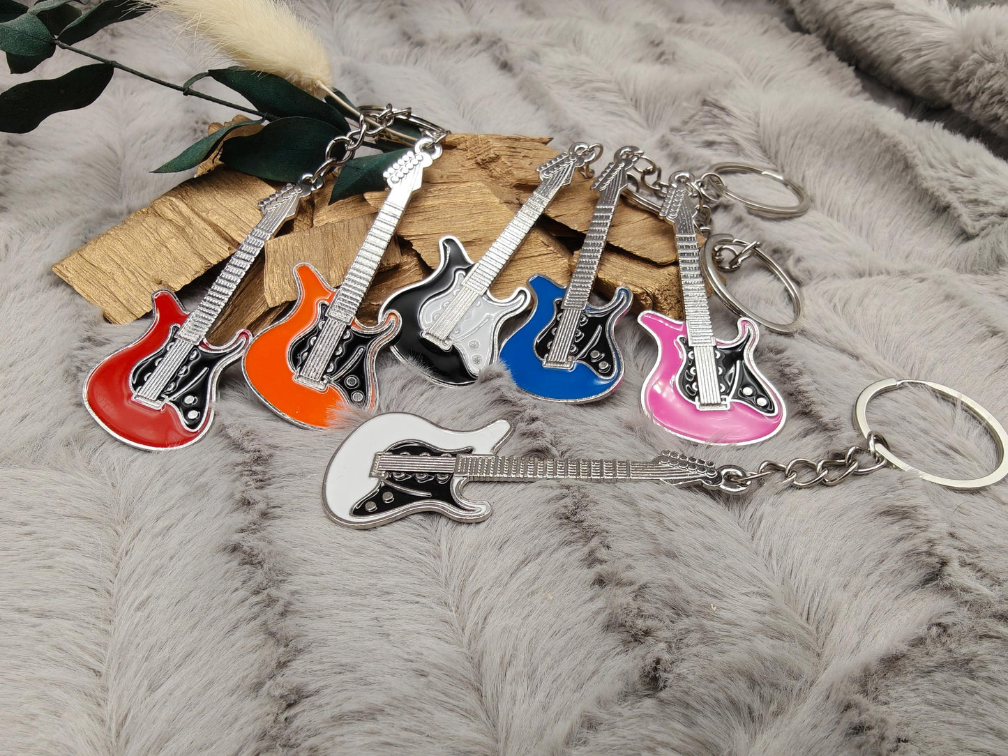 Schlüsselanhänger personalisiert Gitarre mit Gravur 70x26x1,6mm Geschenk