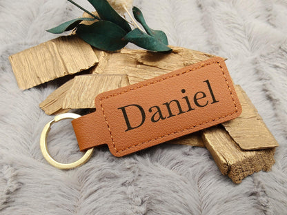 Personalisierter Kunstleder-Schlüsselanhänger schmal mit Gravur | Wunschtext | Edles Gastgeschenk Hochzeit | Individueller Schlüsselbund