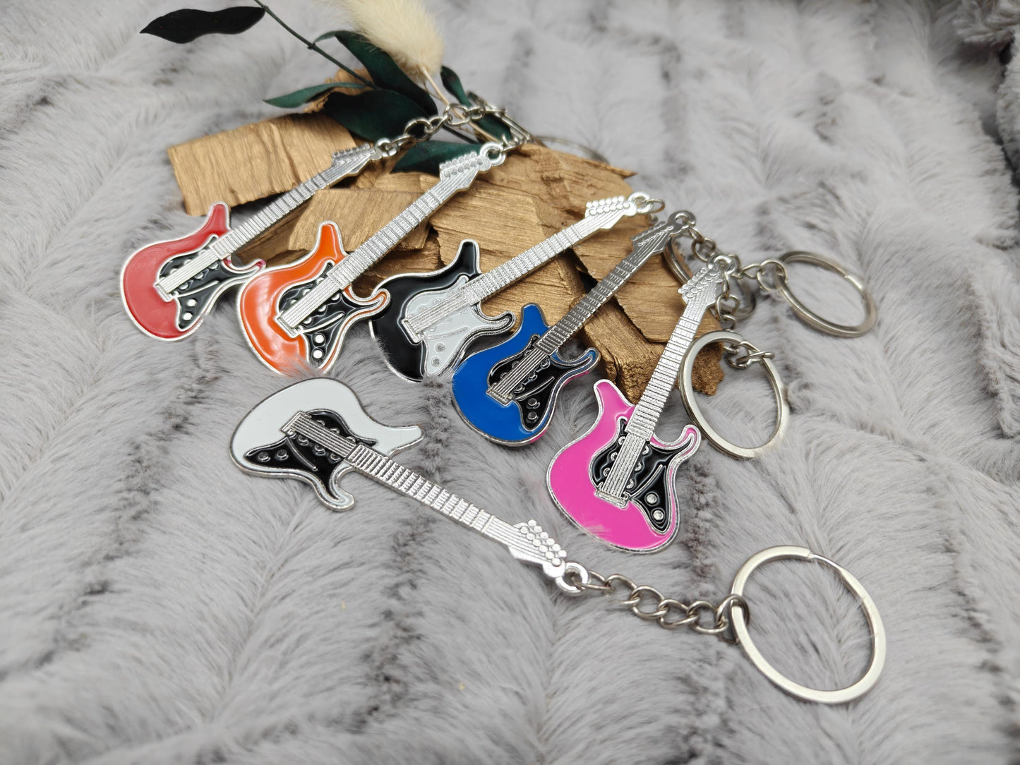 Schlüsselanhänger personalisiert Gitarre mit Gravur 70x26x1,6mm Geschenk