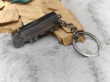 Schlüsselanhänger personalisiert LKW Sattelschlepper Truck Brummi mit Gravur 50x11x16mm Geschenk gunmetal