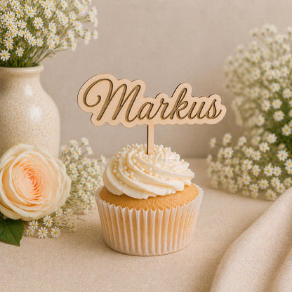 Caketopper personalisiert mit Namen für Cupcakes Muffins Minitörtchen Cake Topper Holz