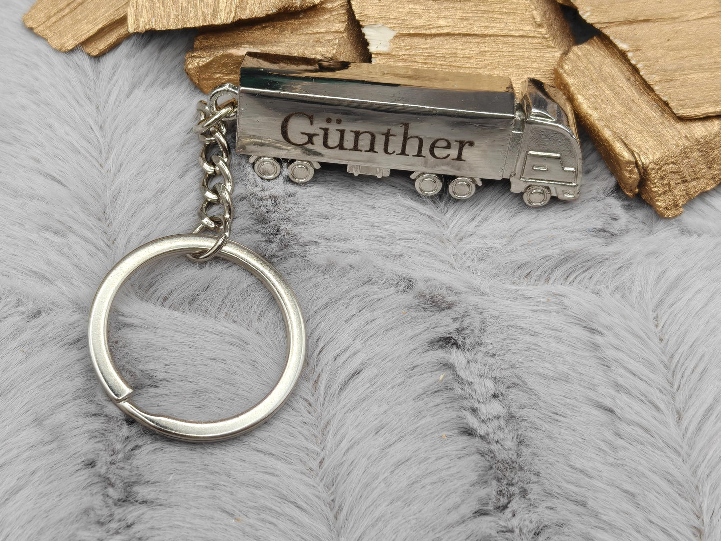 Schlüsselanhänger personalisiert LKW Sattelschlepper Truck Brummi mit Gravur 50x11x16mm Geschenk silber