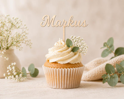 Caketopper personalisiert mit Namen für Cupcakes Muffins Minitörtchen Cake Topper Holz konturgeschnitten