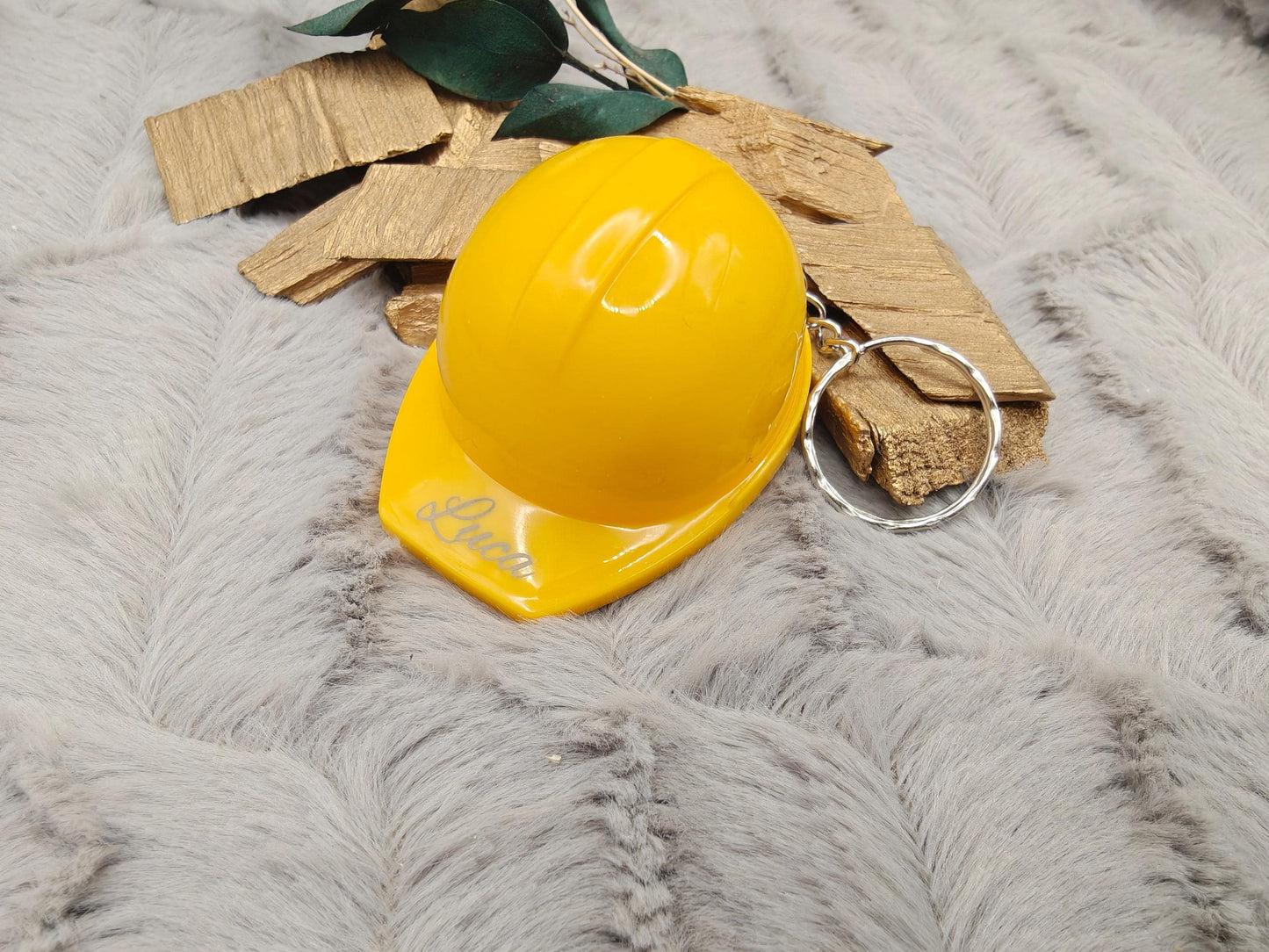 Schlüsselanhänger Schutzhelm mit Flaschenöffner mit individueller Gravur 4 Farben verfügbar personalisiert Geschenk