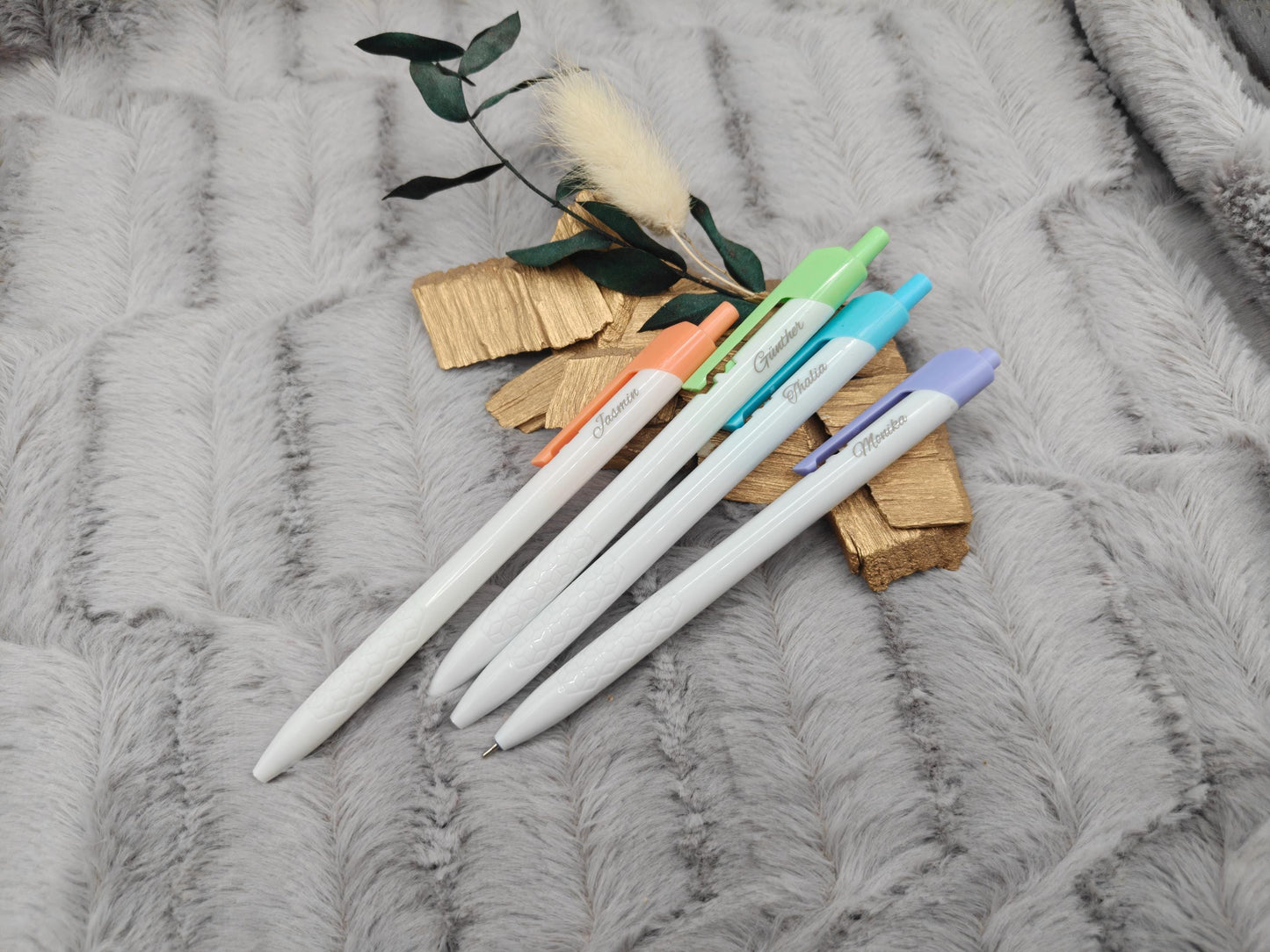 Kugelschreiber personalisiert 4 verschiedene Farben mit Gravur Kuli Stift Gastgeschenk Geschenk Kugelschreiber