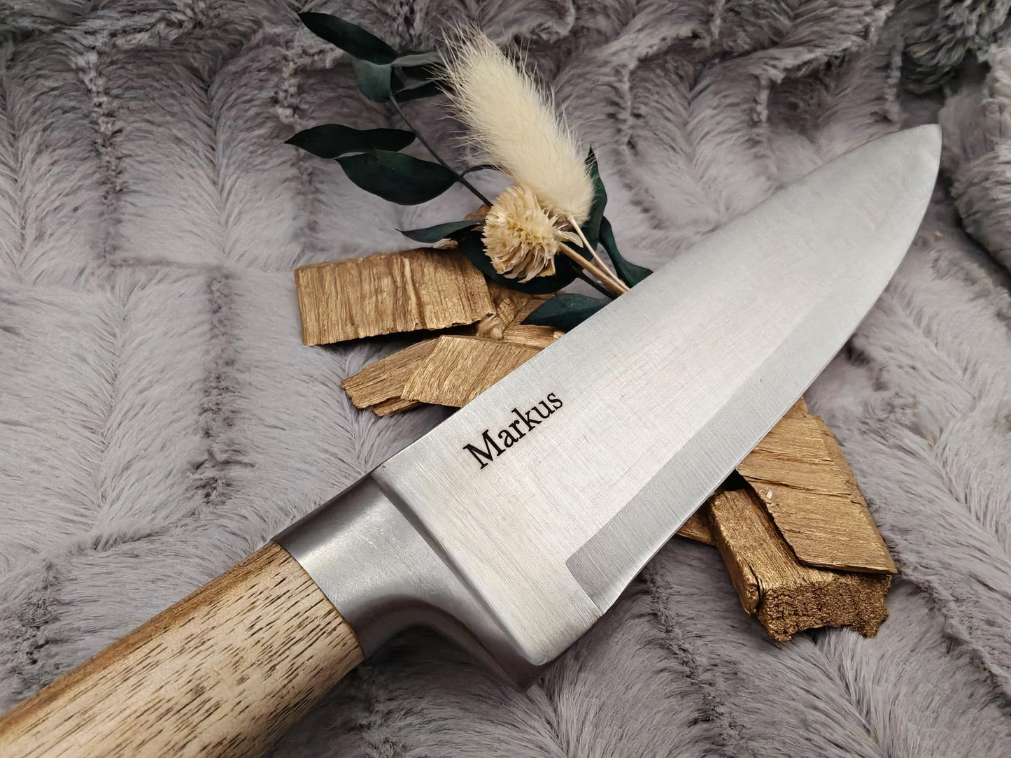 Massives Kochmesser mit Holzgriff & Gravur | Personalisiertes Chefmesser Edelstahl 20 cm | Geschenk für Grillmeister, Köche