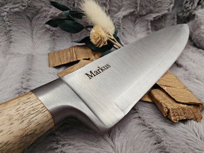 Massives Kochmesser mit Holzgriff & Gravur | Personalisiertes Chefmesser Edelstahl 20 cm | Geschenk für Grillmeister, Köche