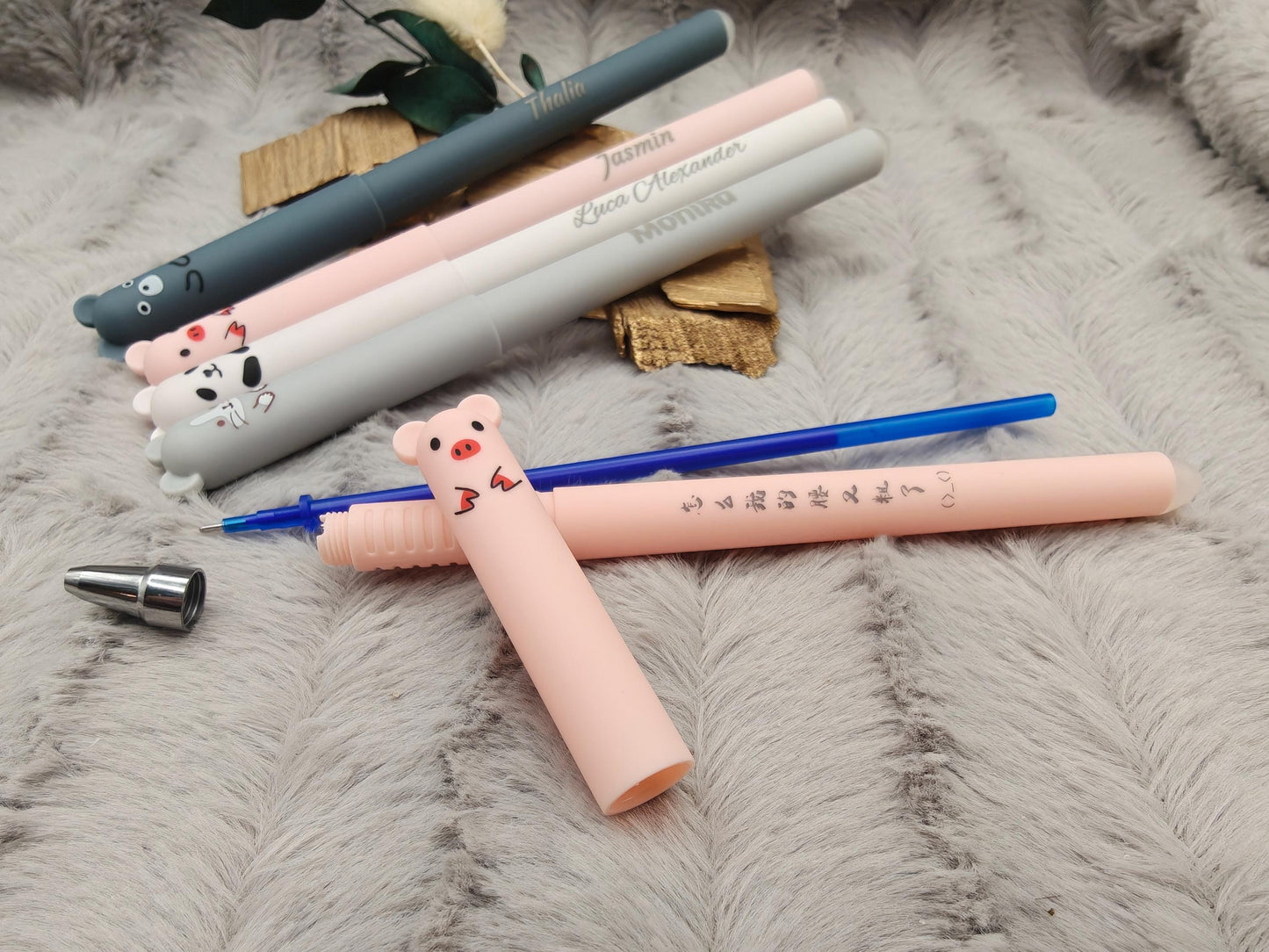 Personalisierter Tier Gelschreiber radierbar | Stift mit Gravur Name | Tintenroller Panda Maus Bär Schwein | Geschenk Schulanfang