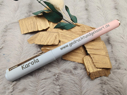Personalisierter Gelschreiber mit Farbverlauf | Soft-Touch Stift mit Gravur | Name auf Kappe oder Griff | Bunte Tinte | Geschenk