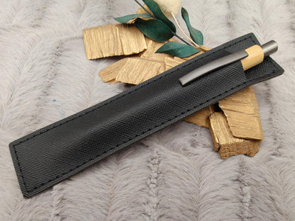 Kugelschreiber personalisiert aus Bambus mit PU Kunstleder-Etui mit Gravur gunmetal Kuli Stift Holz Gastgeschenk Geschenk Gift