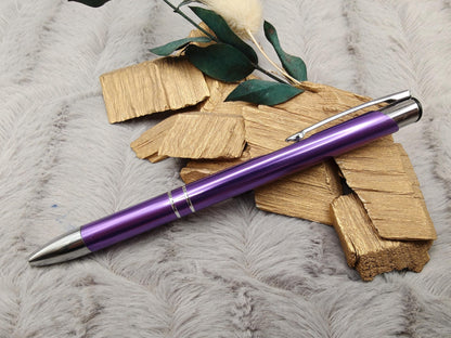 Personalisierter Kugelschreiber Aluminium 13 Farben mit Gravur | Kuli mit Name | Hochwertiger Stift schwarz schreibend | Geschenk Kollegen