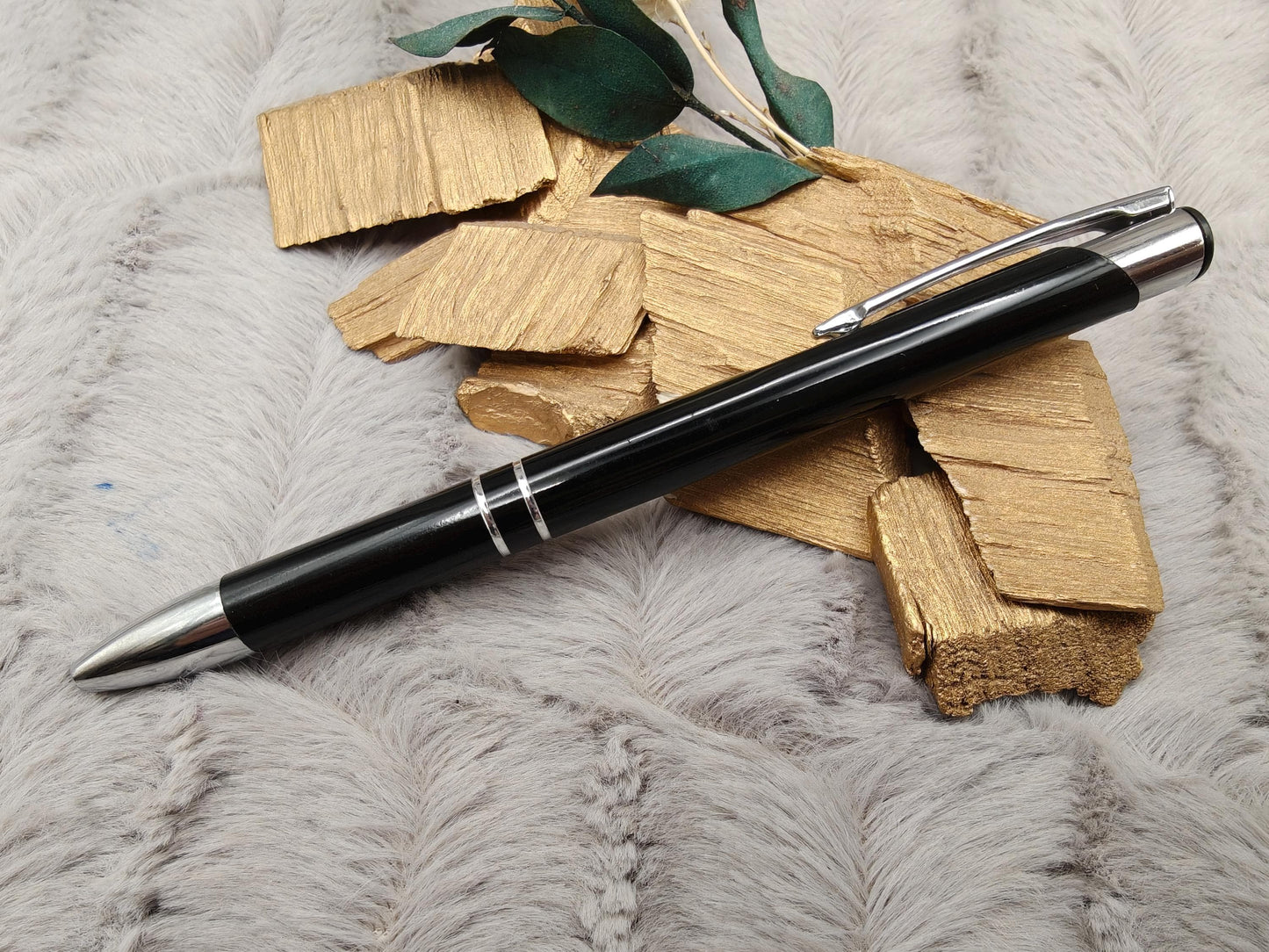 Personalisierter Kugelschreiber Aluminium 13 Farben mit Gravur | Kuli mit Name | Hochwertiger Stift schwarz schreibend | Geschenk Kollegen