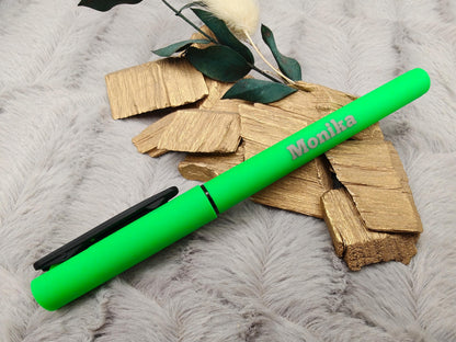 Gelschreiber personalisiert 8 verschiedene Farben gummierter Griff mit Gravur Kuli Stift Gastgeschenk Geschenk Kugelschreiber