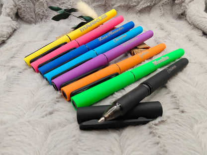 Gelschreiber personalisiert 8 verschiedene Farben gummierter Griff mit Gravur Kuli Stift Gastgeschenk Geschenk Kugelschreiber