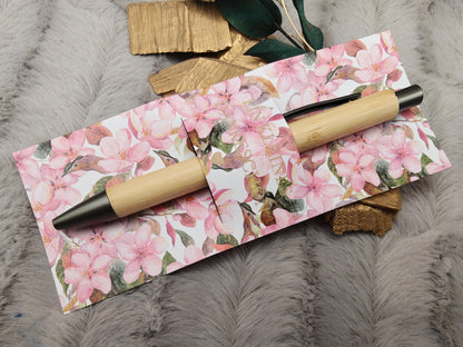 Kugelschreiber Bambus personalisiert in Papphülle mit "Ein Kleines Dankeschön" 6 florare Muster Geschenk individueller Gravur