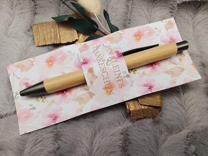 Kugelschreiber Bambus personalisiert in Papphülle mit "Ein Kleines Dankeschön" 5 florare Muster Geschenk individueller Gravur