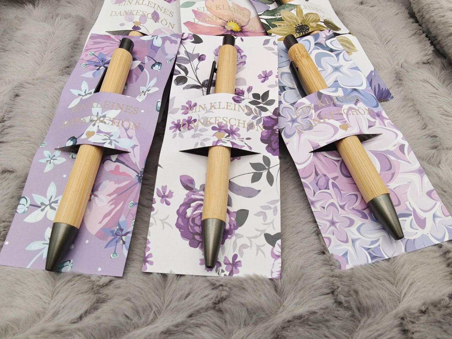 Kugelschreiber Bambus personalisiert in Papphülle mit "Ein Kleines Dankeschön" 6 florare Muster Geschenk individueller Gravur
