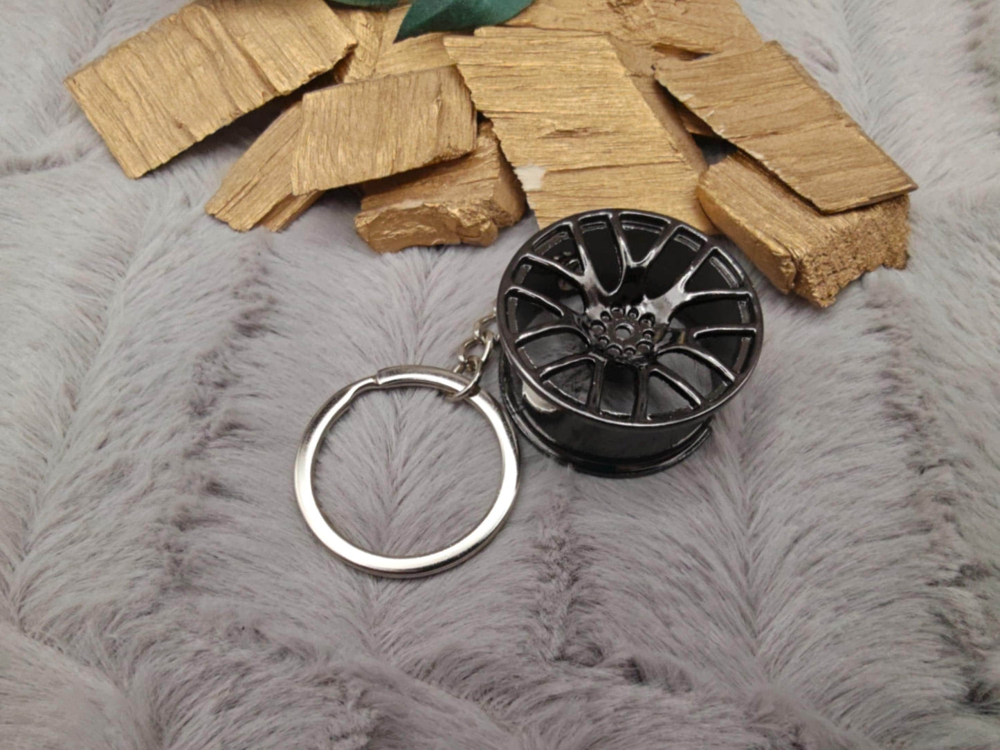 Felgen Schlüsselanhänger personalisiert | Auto Tuning Geschenk mit Gravur | Alufelge Anhänger Schlüsselbund | KFZ Zubehör für Autofahrer