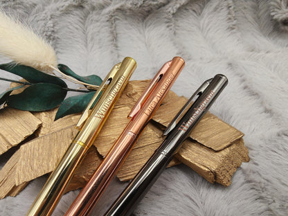 Personalisierter Kugelschreiber Slim Design | Eleganter Stift mit Gravur | 4 Farben Kuli Geschenk mit Name | Roségold Gold Silber Gunmetal