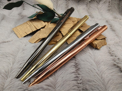 Personalisierter Kugelschreiber Slim Design | Eleganter Stift mit Gravur | 4 Farben Kuli Geschenk mit Name | Roségold Gold Silber Gunmetal