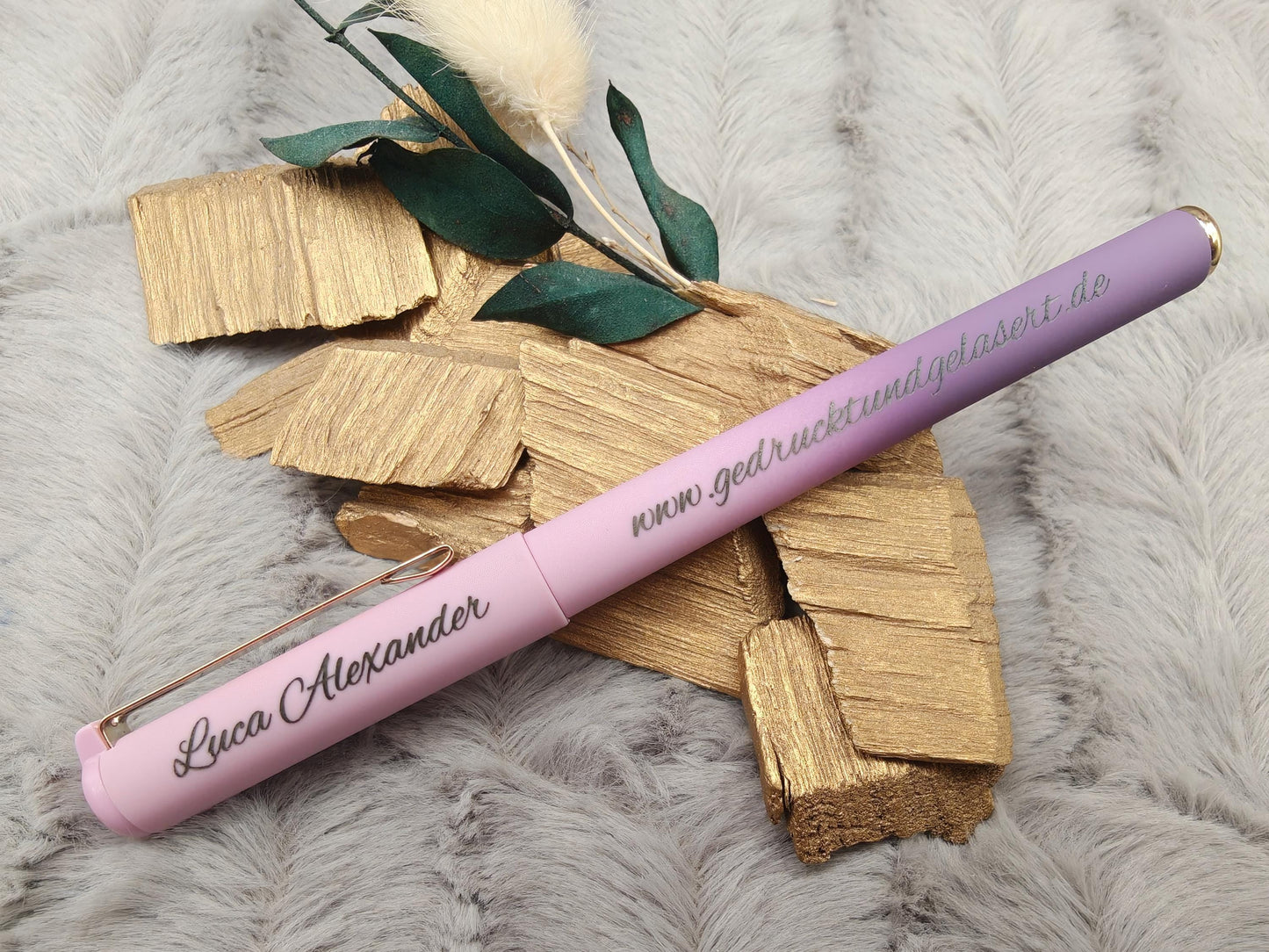 Personalisierter Gelschreiber mit Farbverlauf | Soft-Touch Stift mit Gravur | Name auf Kappe oder Griff | Bunte Tinte | Geschenk