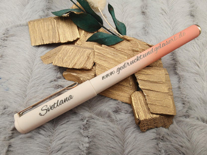 Personalisierter Gelschreiber mit Farbverlauf | Soft-Touch Stift mit Gravur | Name auf Kappe oder Griff | Bunte Tinte | Geschenk