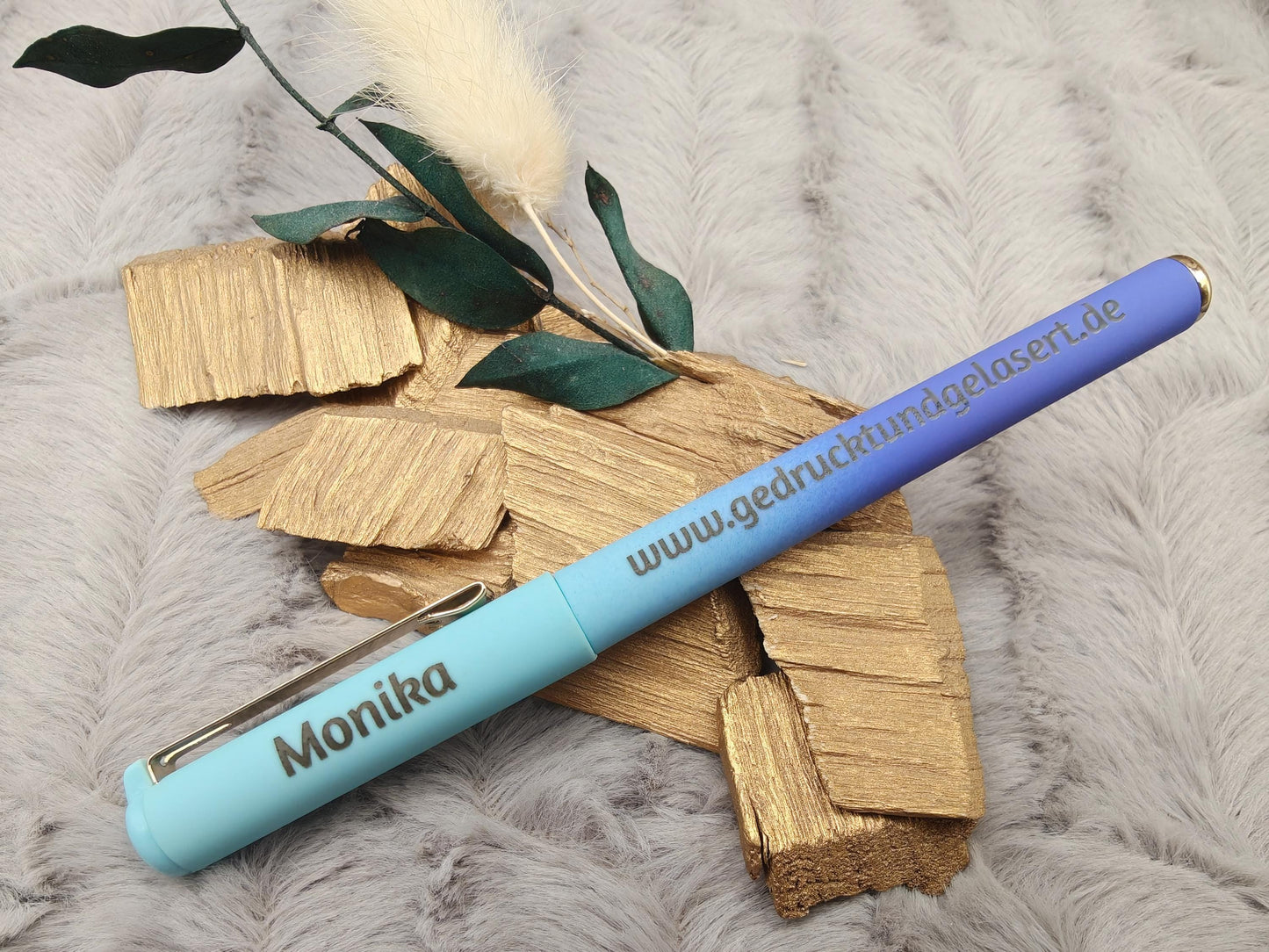 Personalisierter Gelschreiber mit Farbverlauf | Soft-Touch Stift mit Gravur | Name auf Kappe oder Griff | Bunte Tinte | Geschenk