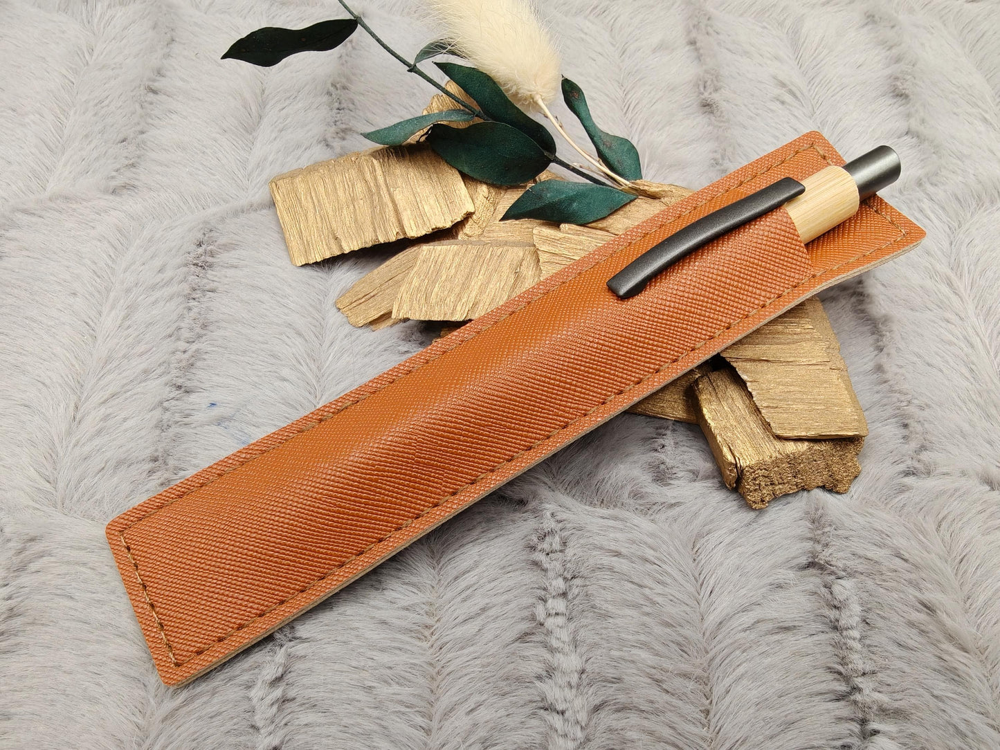 Kugelschreiber personalisiert aus Bambus mit PU Kunstleder-Etui mit Gravur gunmetal Kuli Stift Holz Gastgeschenk Geschenk Gift
