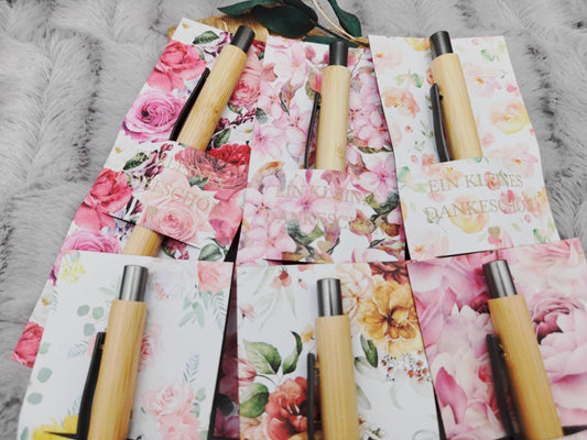 Kugelschreiber Bambus personalisiert in Papphülle mit "Ein Kleines Dankeschön" 6 florare Muster Geschenk individueller Gravur