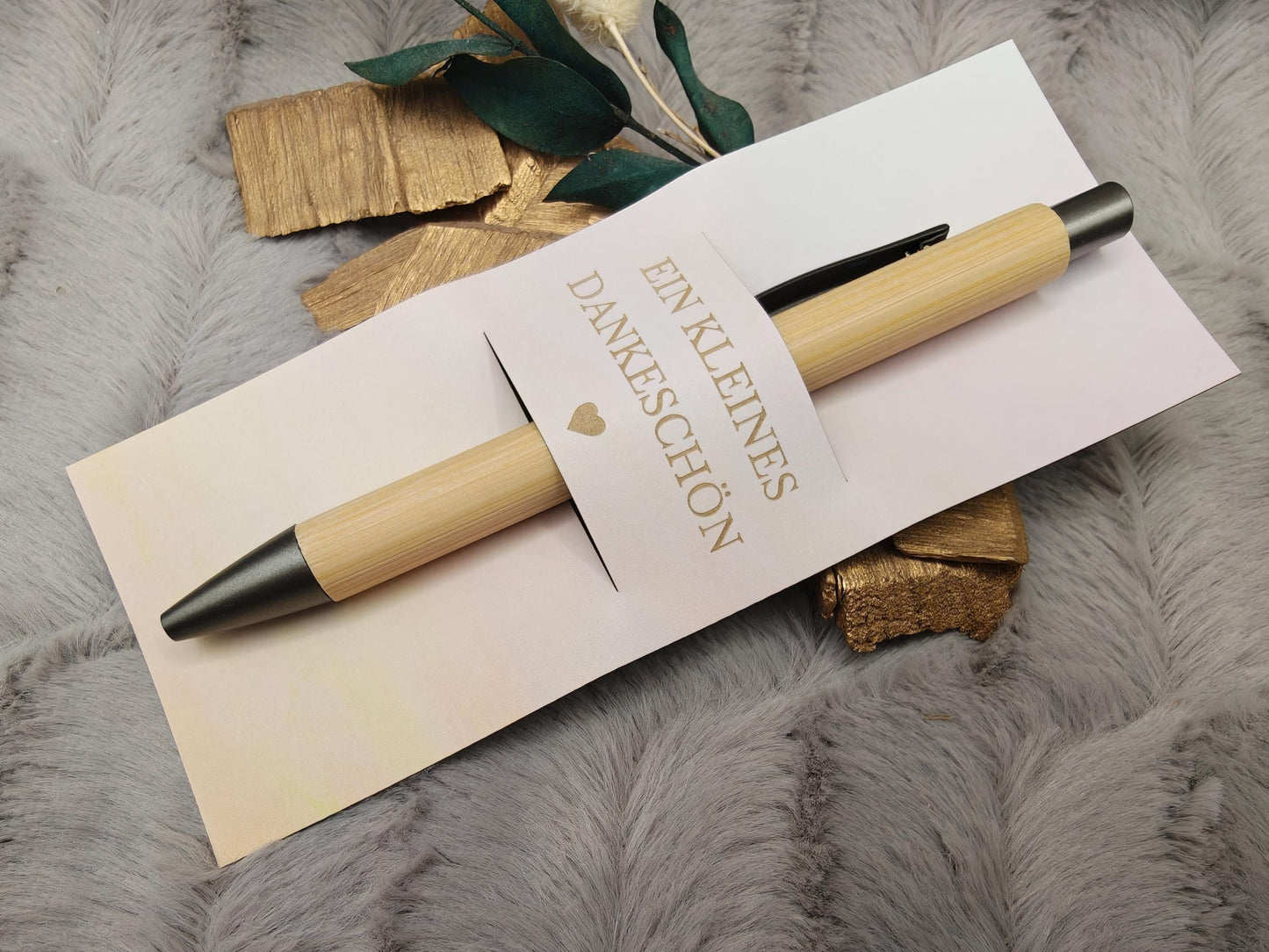 Kugelschreiber Bambus personalisiert in Papphülle mit "Ein Kleines Dankeschön" 7 schöne Muster Geschenk individueller Gravur
