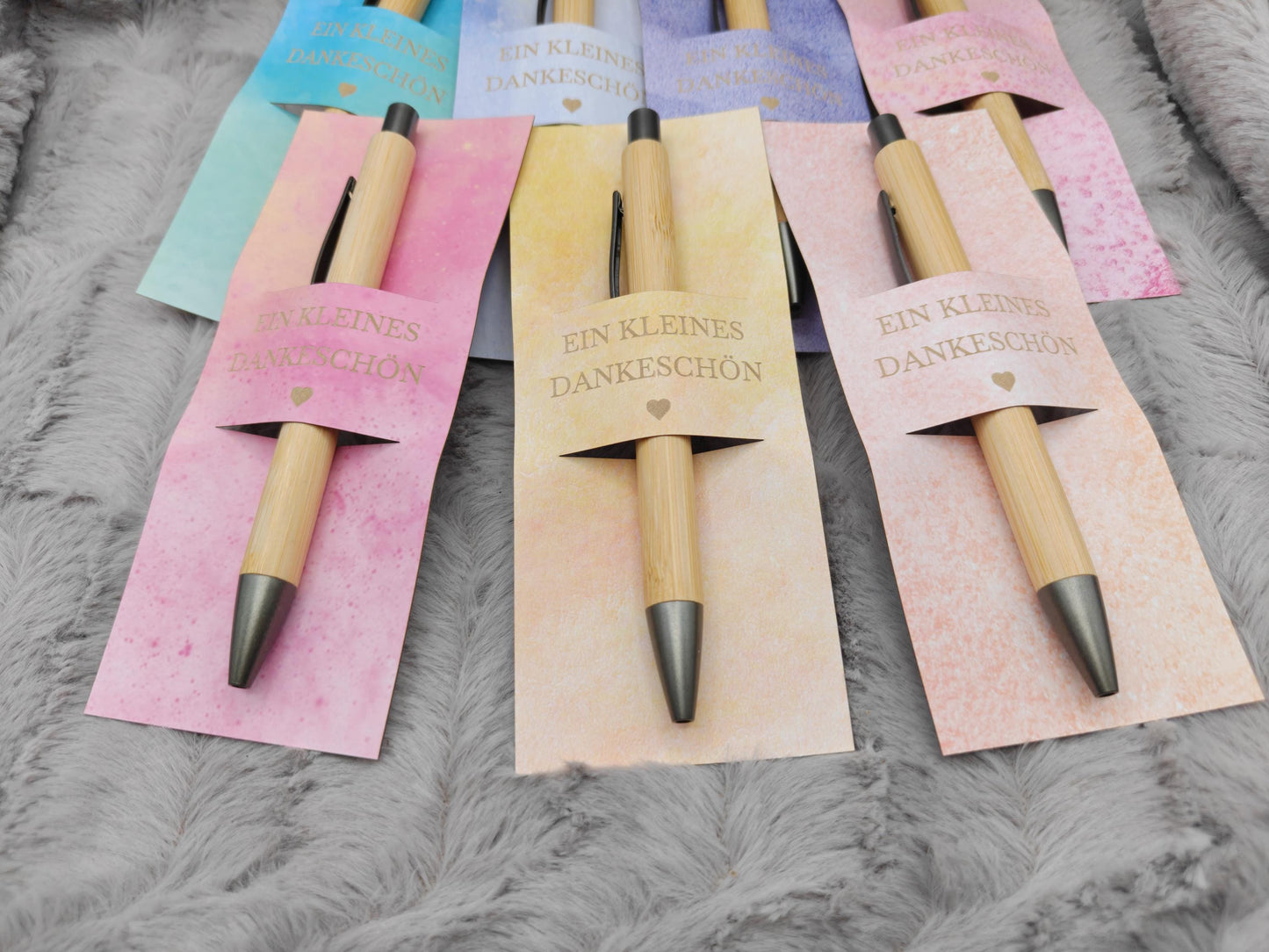 Kugelschreiber Bambus personalisiert in Papphülle mit "Ein Kleines Dankeschön" 7 schöne Muster Geschenk individueller Gravur