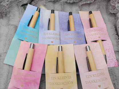 Kugelschreiber Bambus personalisiert in Papphülle mit "Ein Kleines Dankeschön" 7 schöne Muster Geschenk individueller Gravur